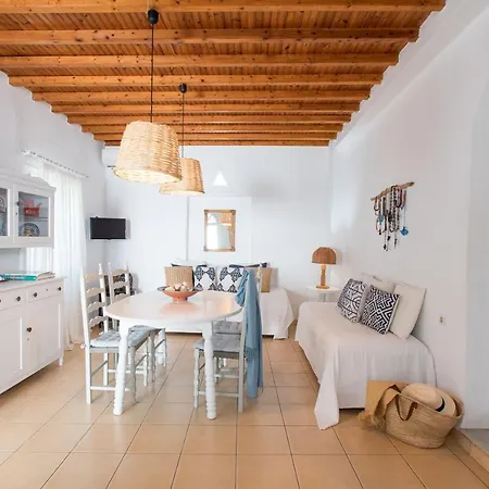Charming House Near Mykonos