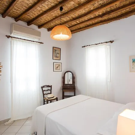 Charming House Near Mykonos * Platys Gialos (Mykonos)